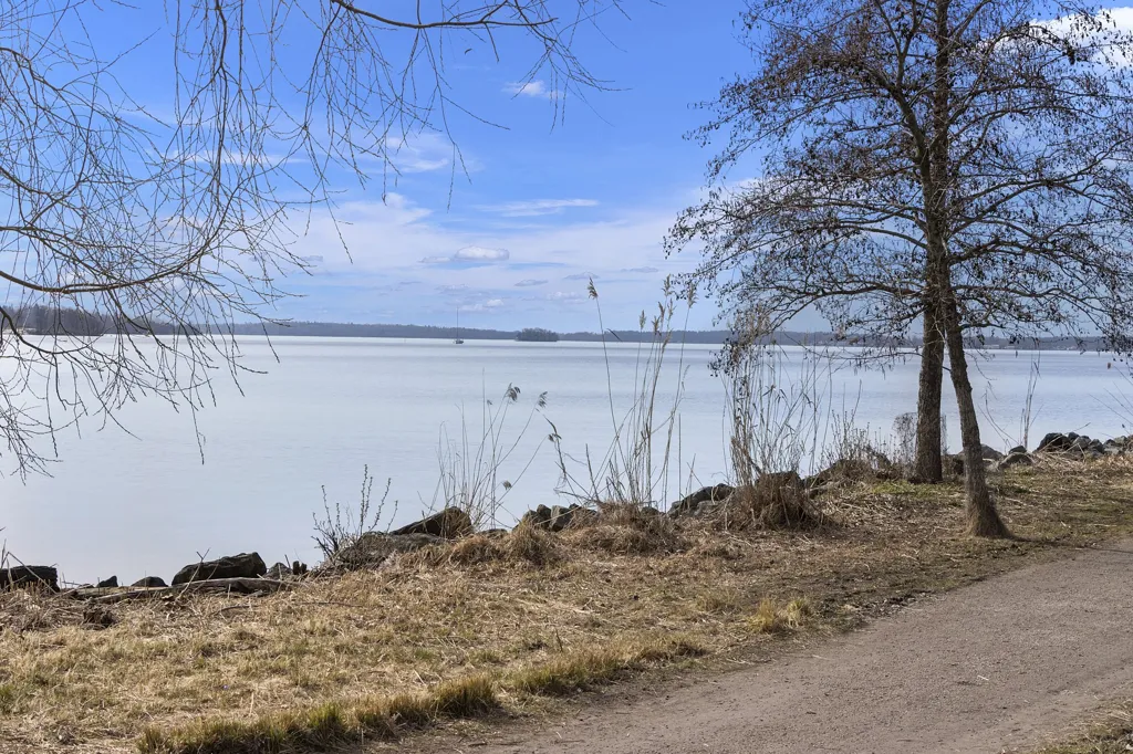 2nd Floor Flat with Mälaren View in Lillåudden