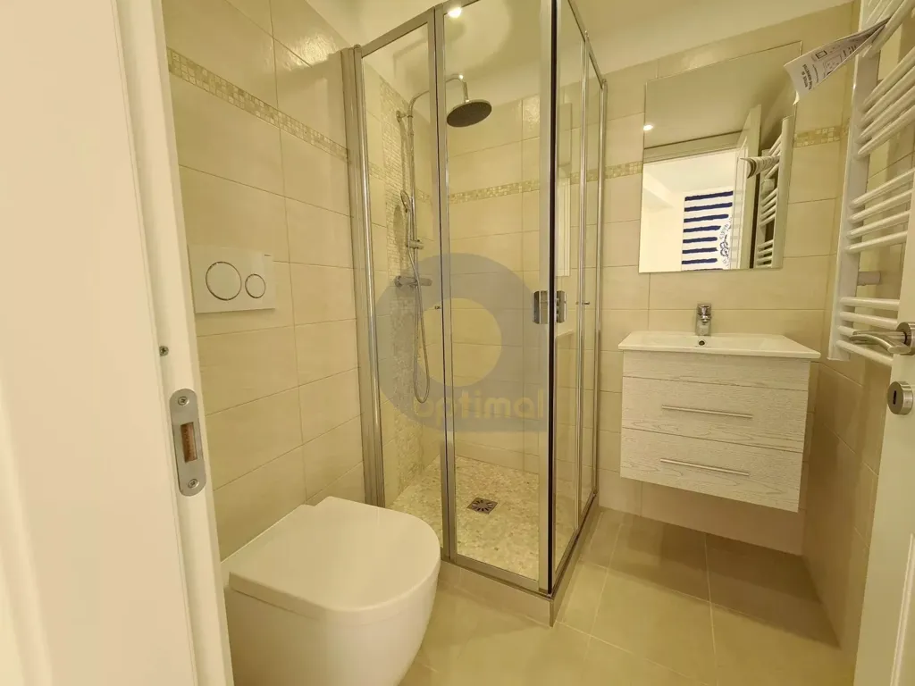 Vannitoad - Luxury Penthouse with Sea View in Menton