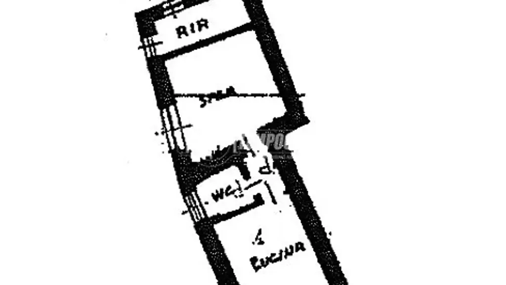 Plan - Quadrilocale with Private Garden in Ivrea