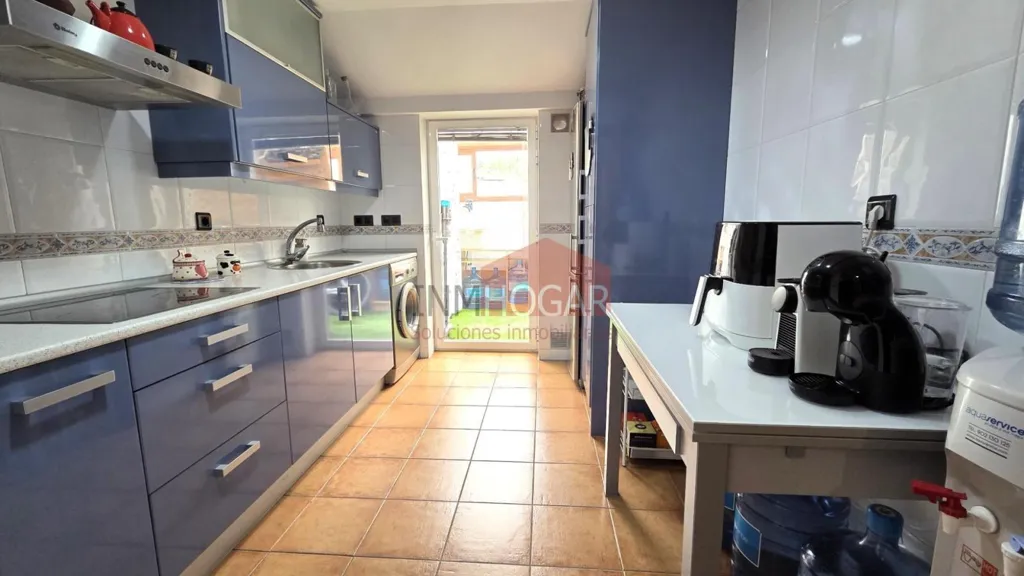 Cuisine - Flat with Terrace in San Nicolás, Ávila