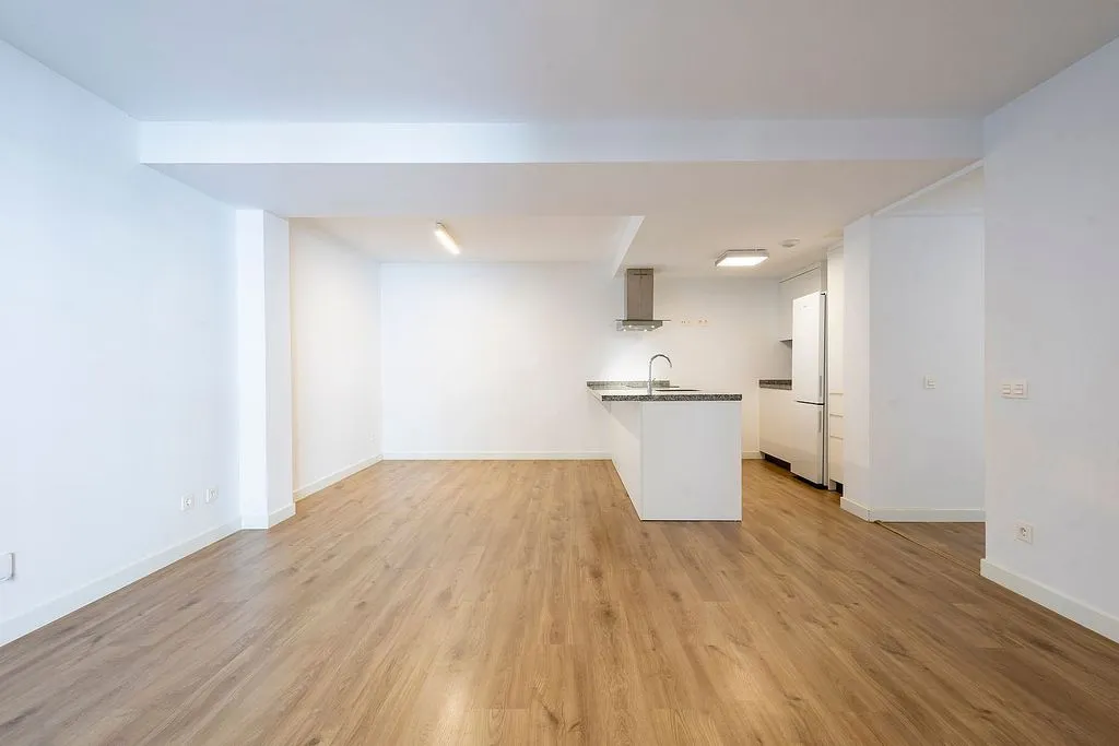Elutuba - Modern Flat with Balcony in María Jiménez
