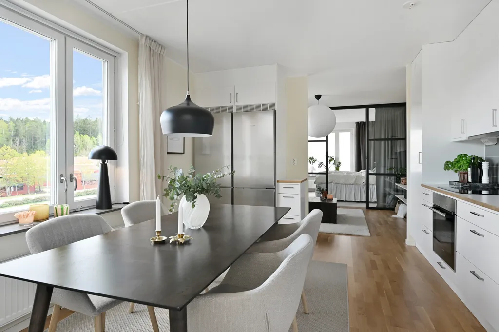 Salle à manger - Modern Flat with Balcony in Ekerö