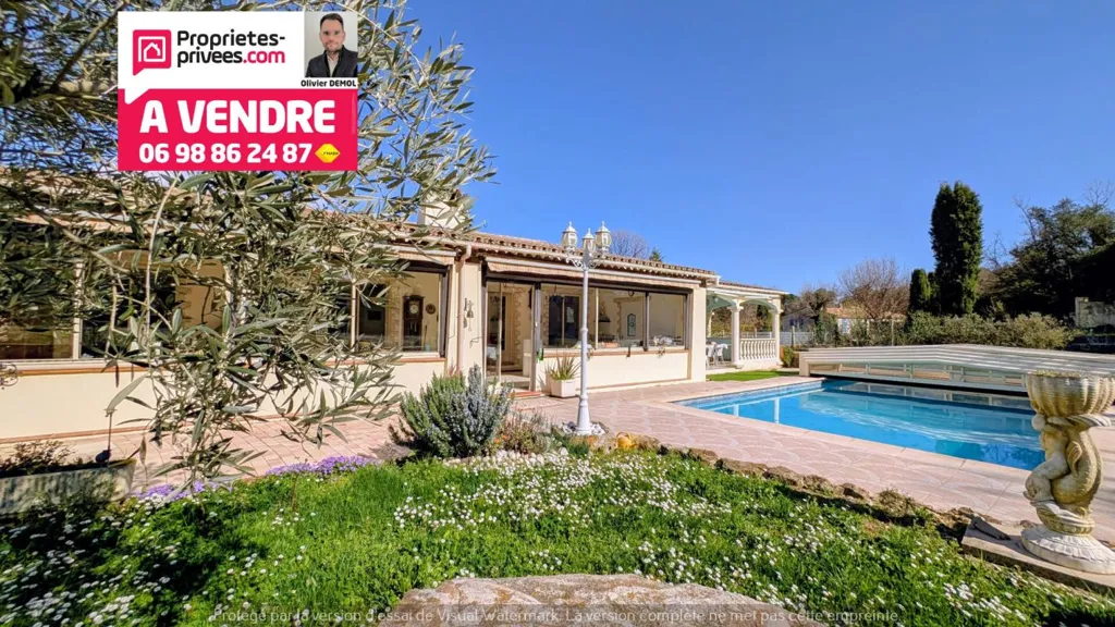 Piscine - Propriété en Deux Habitations avec Piscine à Montauroux