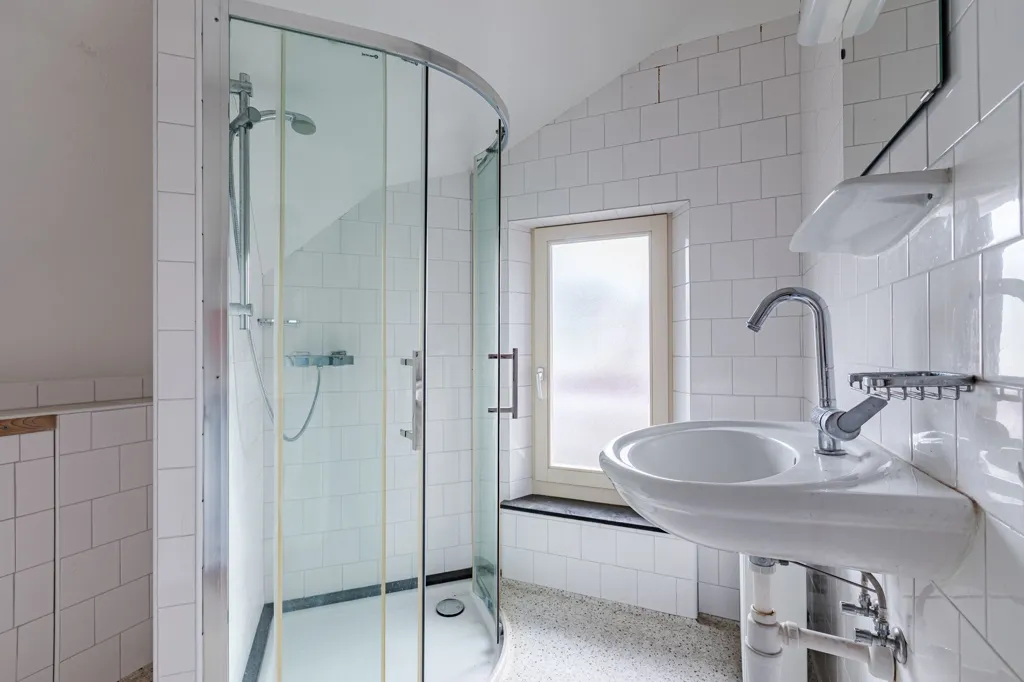 Bathrooms - 5-room house in Cuijk