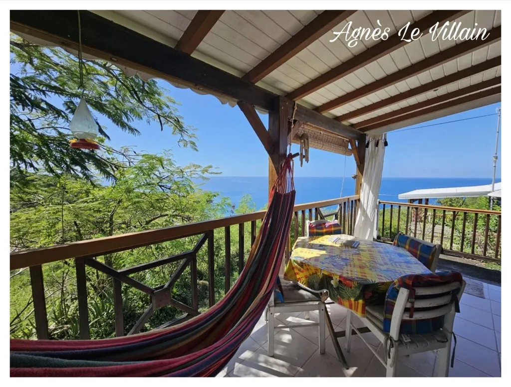 Terrasse - Maisonnette T2 Vue Mer avec Piscine en Copropriété