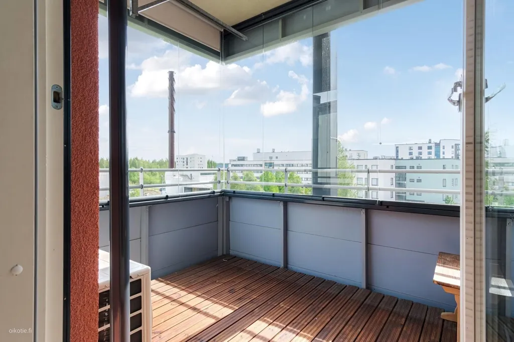 Balcon - Modern Apartment with Balcony in Hämeenlinna