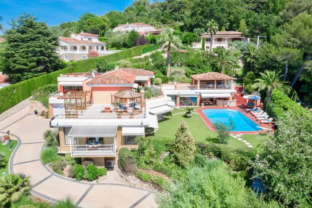 Õhuvaade - Luxury Villa with Sea View in Cannes