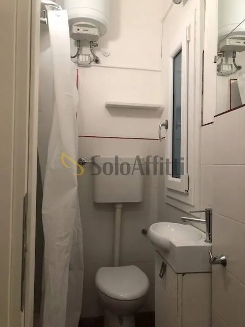 Bathrooms - Furnished Flat near Campo San Giacomo, Trieste