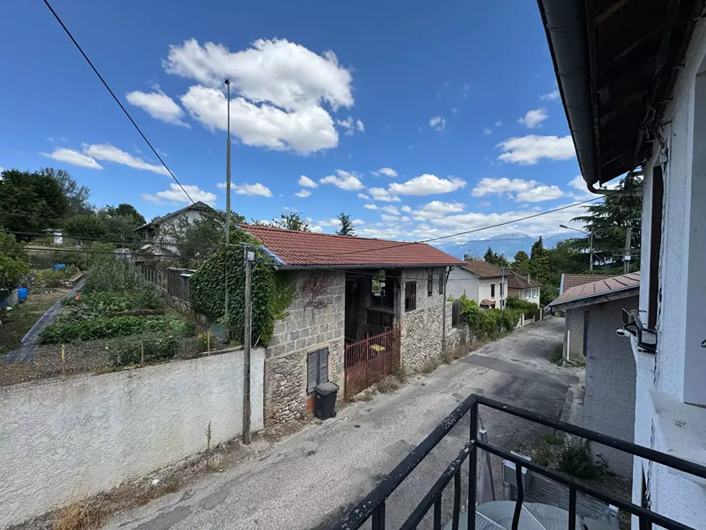Rõdu - Charming Two-Bedroom House in Beaucroissant
