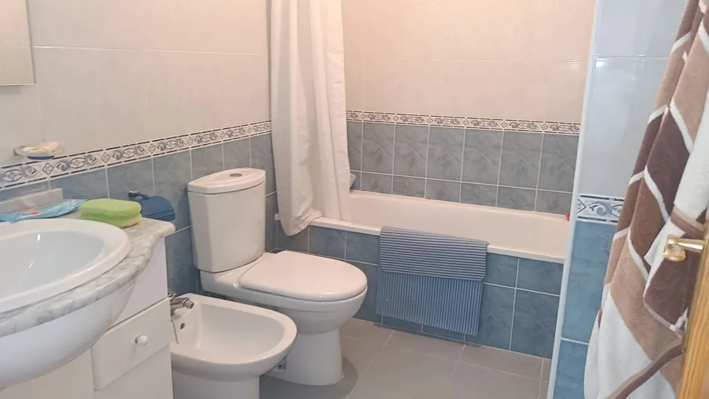 Bathrooms - Penthouse with Sea View in Riviera del Sol