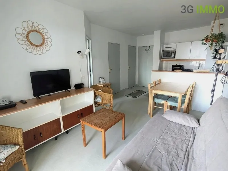 Elutuba - T2 Apartment with Pool in Port Guillaume