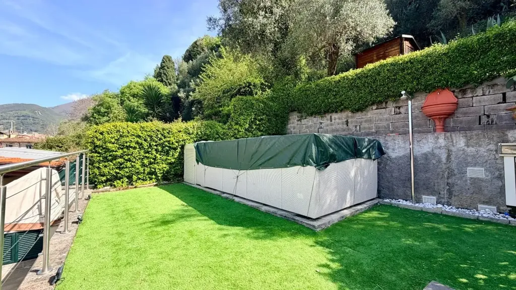 Jardin - Apartment with Garden in Central Massa