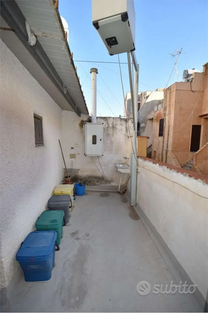 Jardin - Single House with Veranda in Marsala Historic Centre
