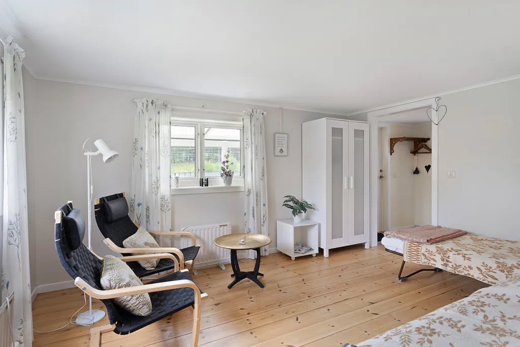 Bedrooms - Complete Horse Farm with Residence in Rural Area