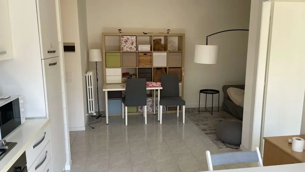 Köök - Modern 2-Bedroom Apartment with Balcony in Milan