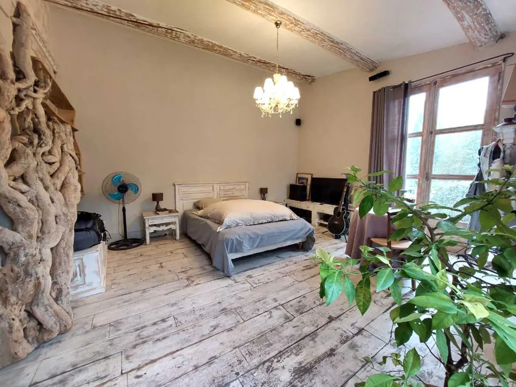 Magamistoad - Ground Floor House with Studio in Oppède