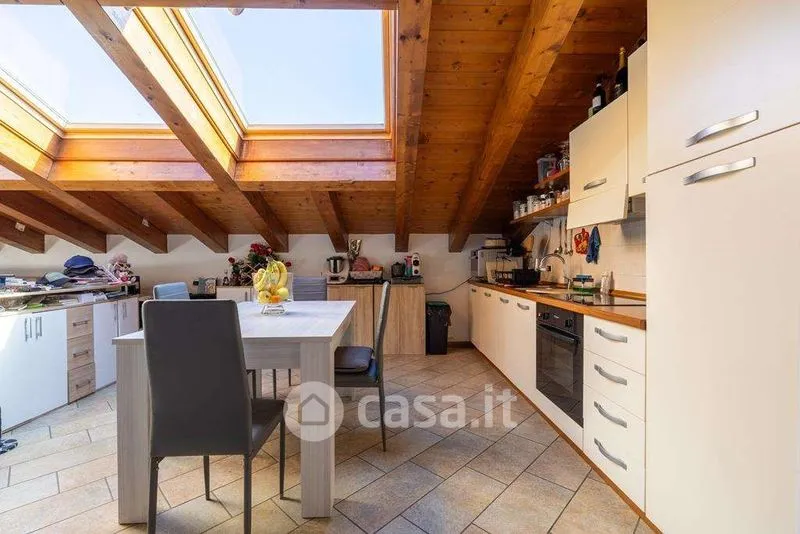 Salle à manger - Lakefront Apartment in Dongo with Terrazzo