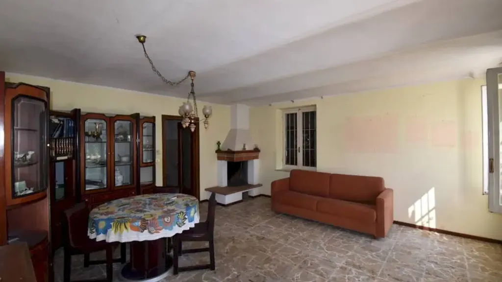 Söögituba - Rustic Property with Farmhouse Charm in Vinchio