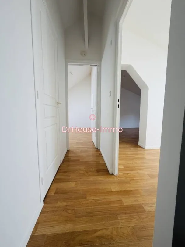 Toad - Charming Duplex Apartment with Parking in Orchies