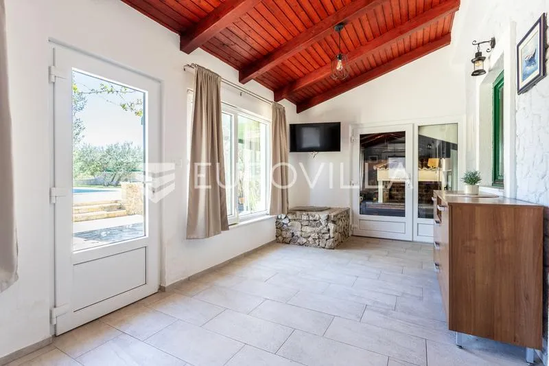 Terrace - House with Pool and Gallery in Gaćelezi