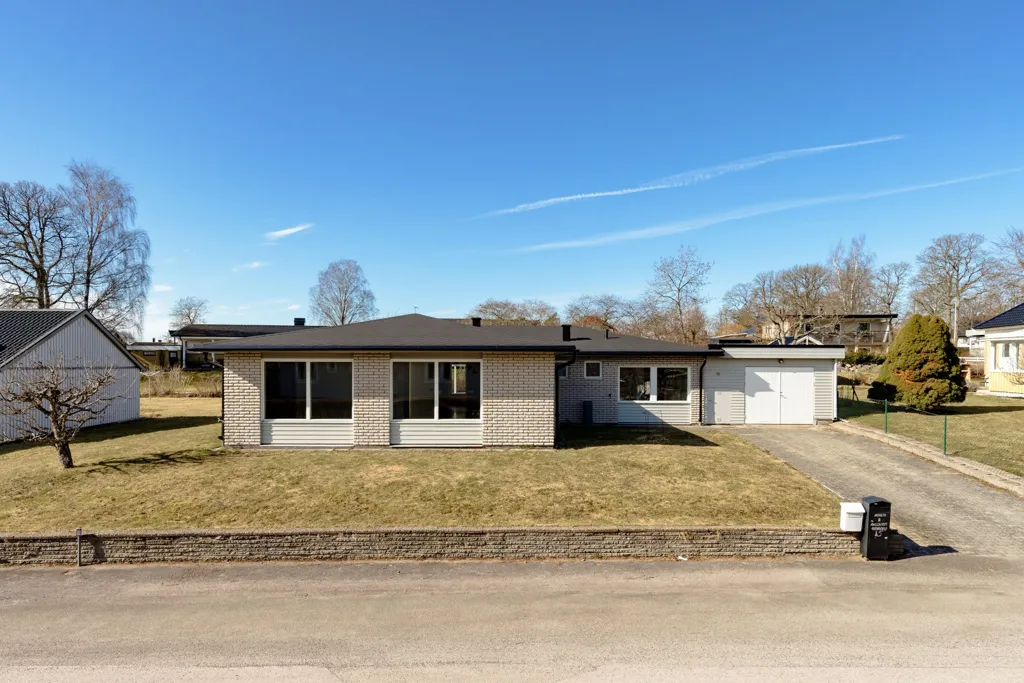 Exterior - Flexible Villa with Garden in Ingelstad