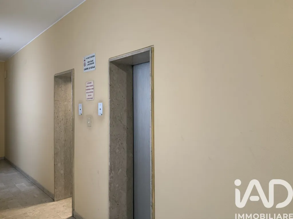 Esik - Apartment with Terrace in Central Palermo