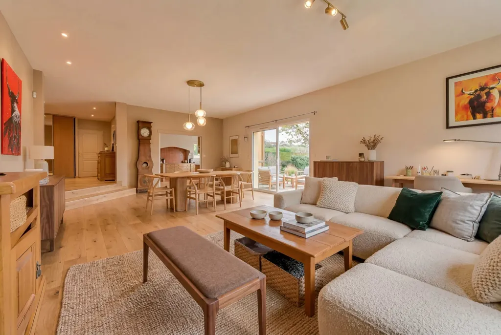 Séjour - Maison Luxueuse avec Vue Campagne à Belmont-d'Azergues