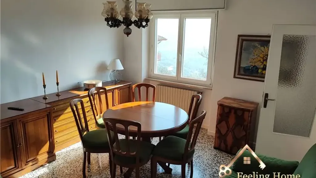Salle à manger - Bifamiliar Villa with Garden in Berbenno