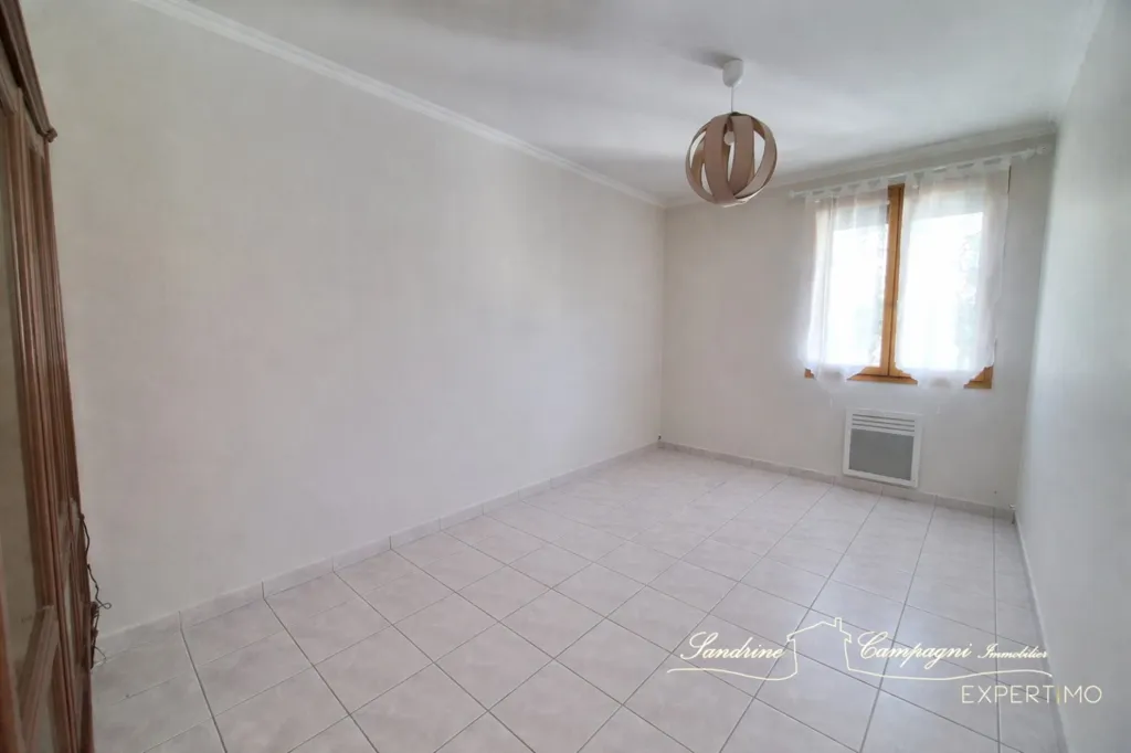 Toad - Villa with Piscinable Garden in Monteux