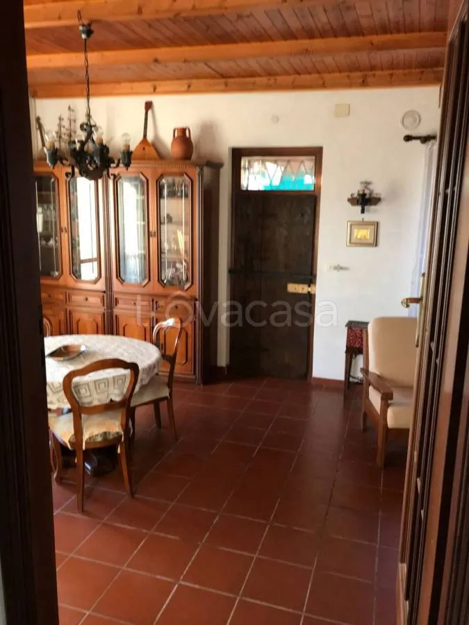 Salle à manger - Rustic Villa with Garden in Arguello