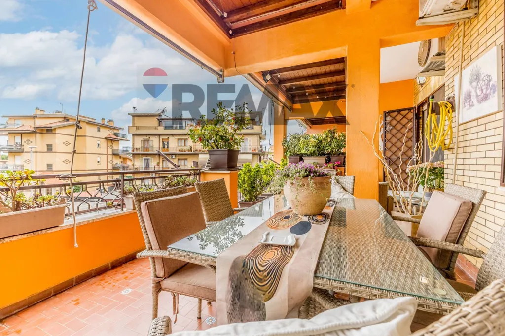 Terrasse - Ristrutturato Triplex with Terrace in Roma