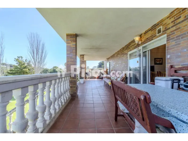 Terrass - Chalet with Golf View in Cabanillas del Campo