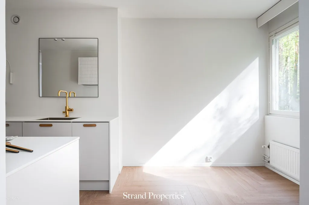 Cuisine - Modern Apartment with Balcony in Kaarina Centre