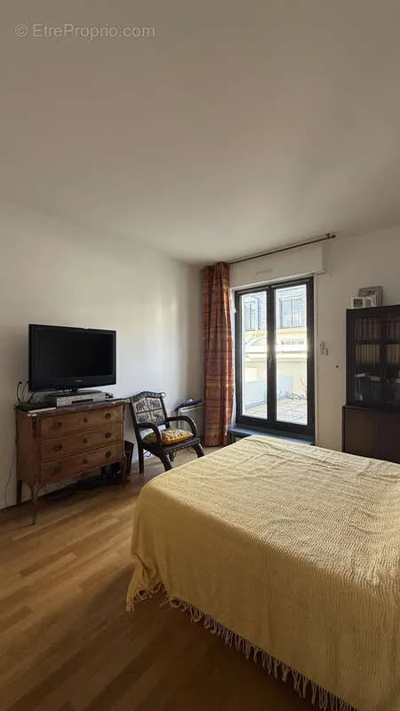 Chambres - Appartement 3P avec Terrasse à Saint-Germain-en-Laye