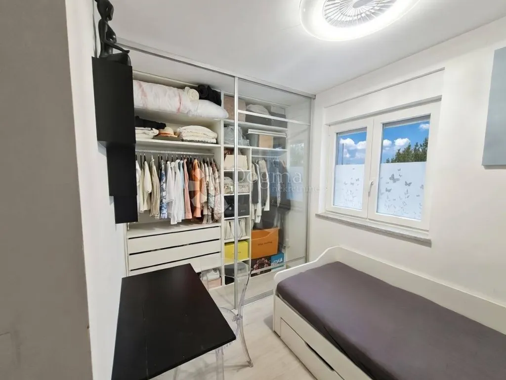 Magamistoad - Modern Flat with Parking in Pula Centre