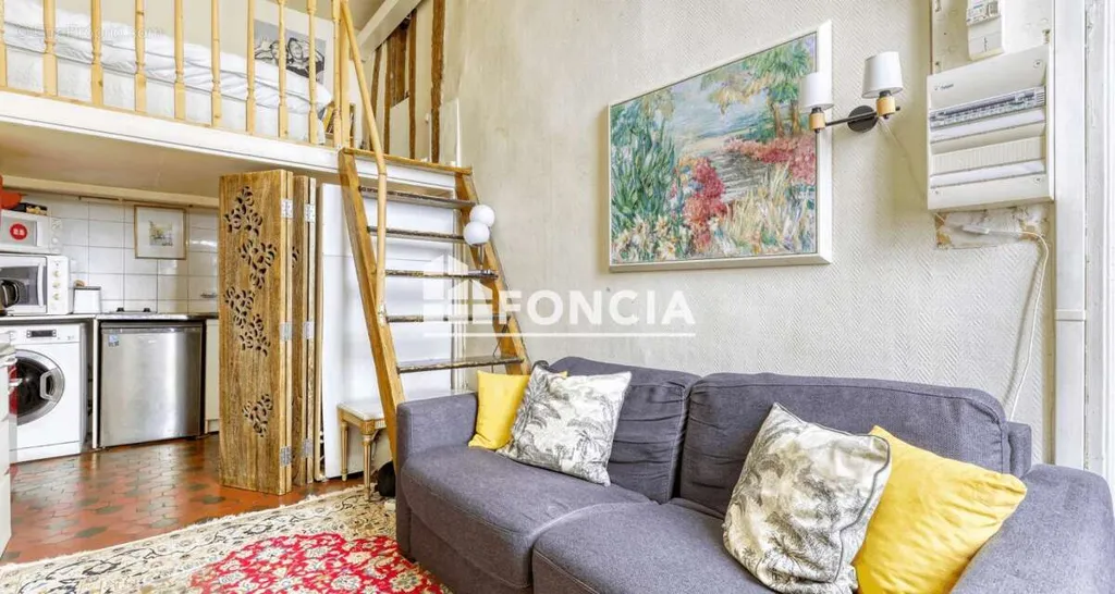 Séjour - Studio avec Mezzanine sur Île Saint-Louis