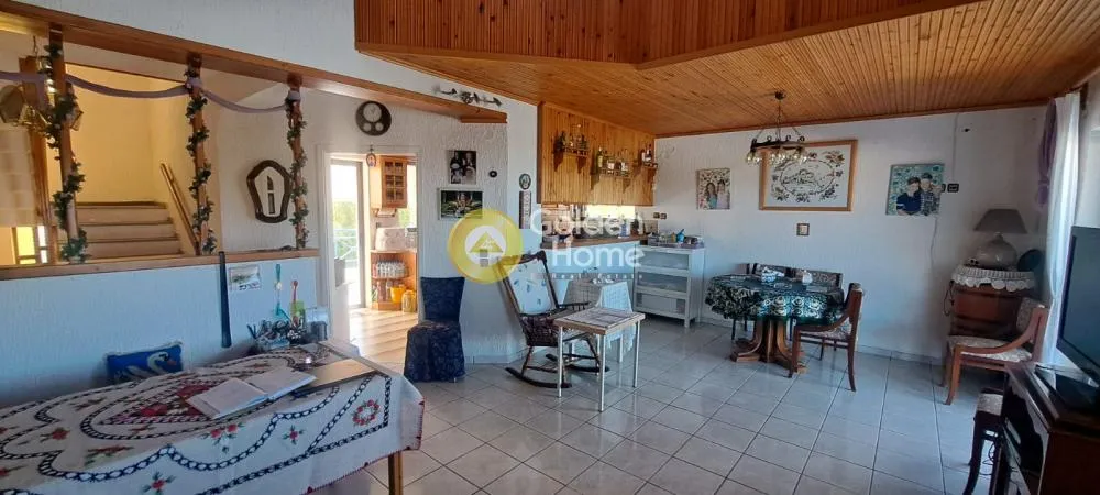 Maison 7 pièces à GR