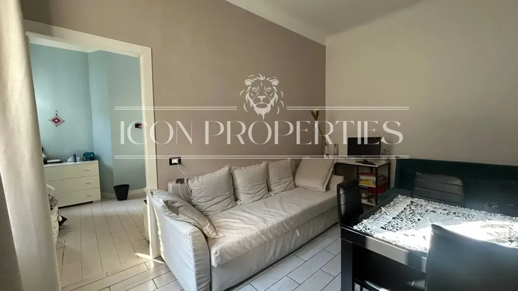 Living Room - Bright 2-Bedroom Apartment in Milan's Isola