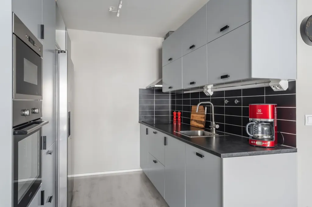 Cuisine - Bright Apartment with Sunny Balcony in Göteborg