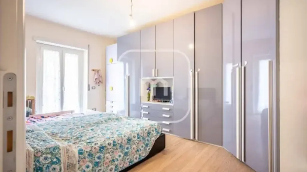 Magamistoad - Apartment with Balcony in Cinecittà, Rome