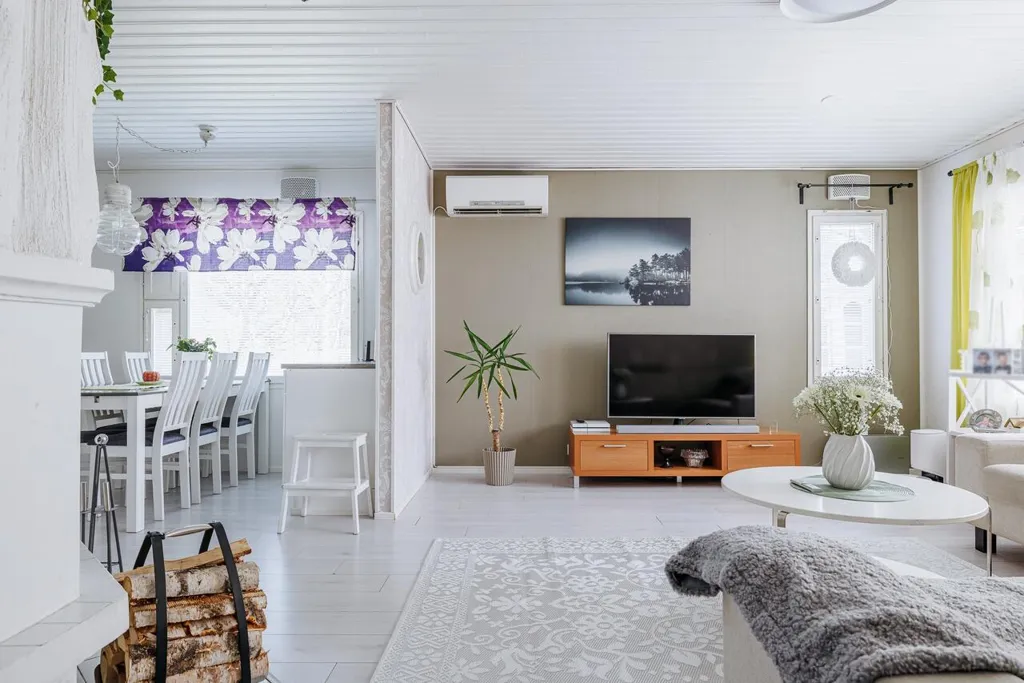 Living Room - Spacious Apartment with Sauna in Hyllykallio