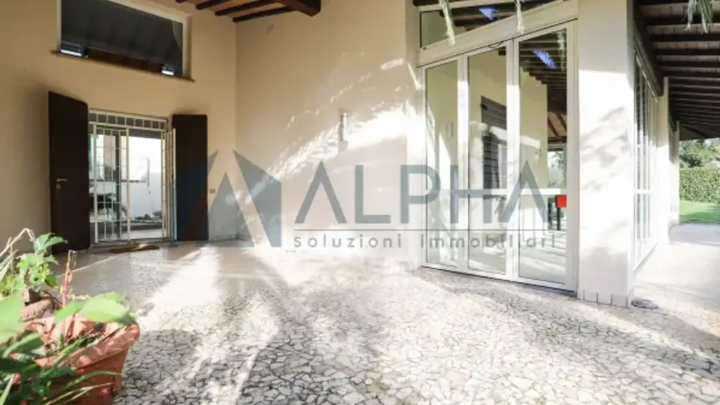 Terrasse - Architectural Villa with Private Garden in Ravenna