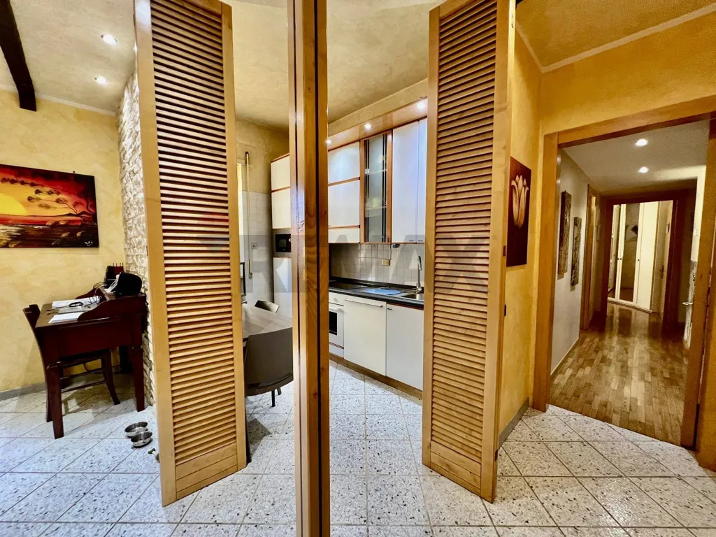 Esik - Penthouse with Panoramic Terrace in Casalotti