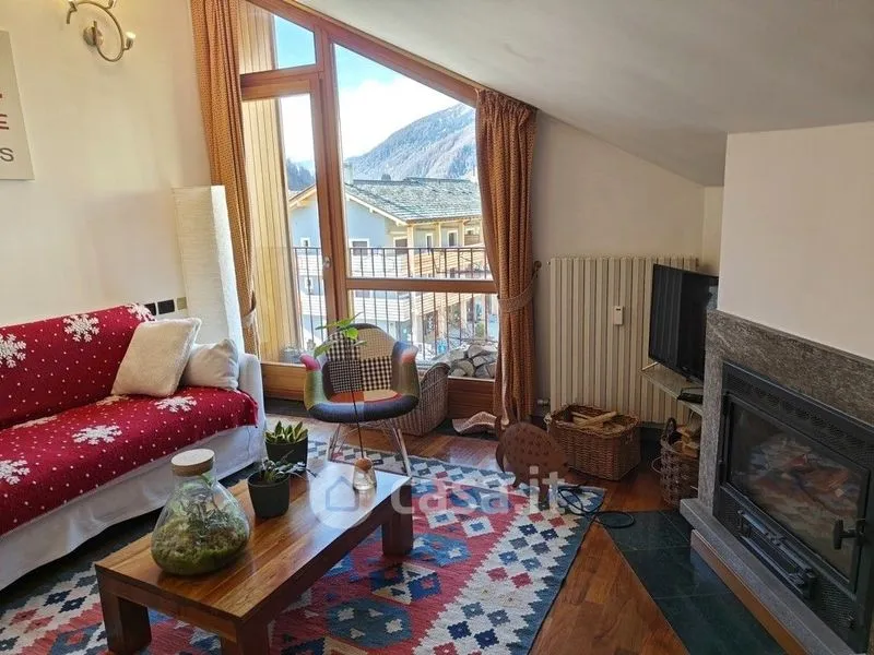 Elutuba - Triplex with Balcony in Chiesa in Valmalenco
