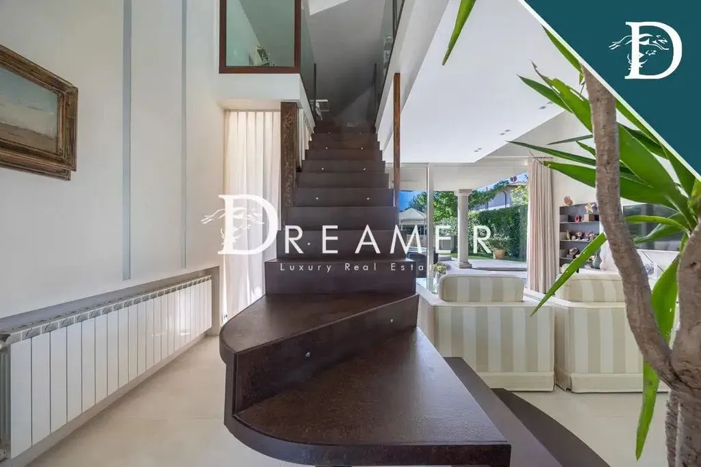 Toad - Luxury Villa with Pool in Forte dei Marmi