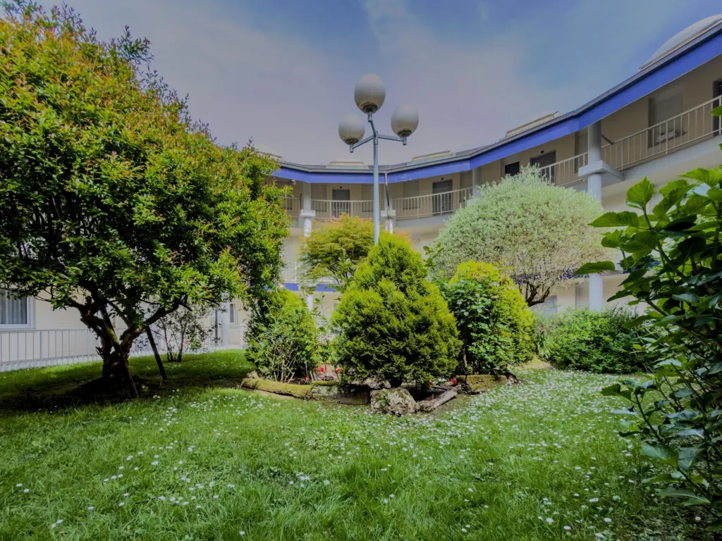 Jardin - Apartment with Sea View in Somo, Cantabria
