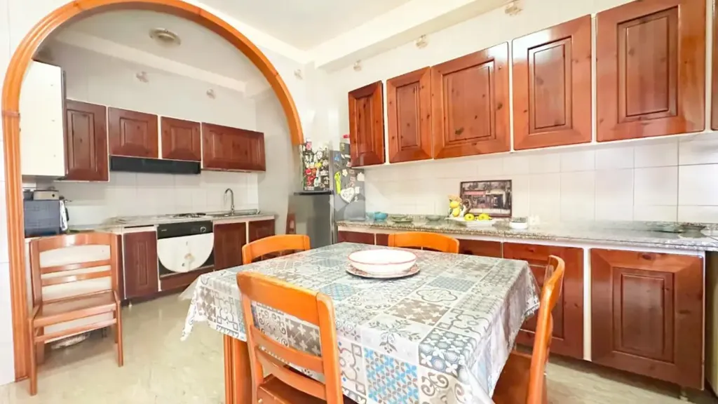 Salle à manger - Corner Apartment with Balcony in San Severo