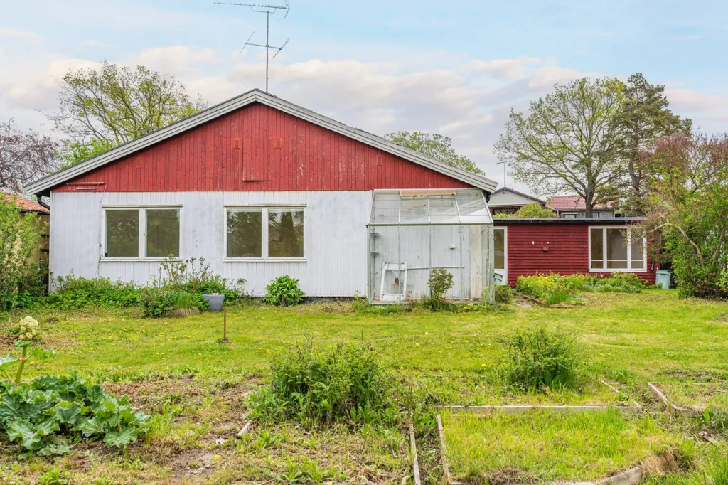 Aed - Villa with Garden in Vallentuna