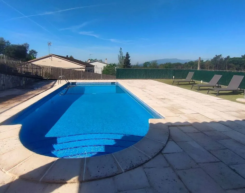 Piscine - Chalet with Pool and Terrace in Sils