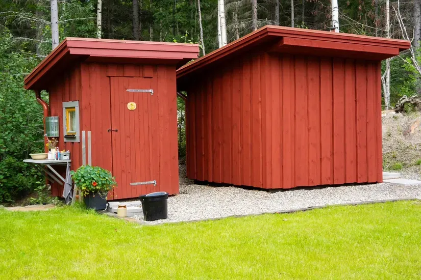 Jardin - Off-Grid Cottage with Private Dock near Holmsjön